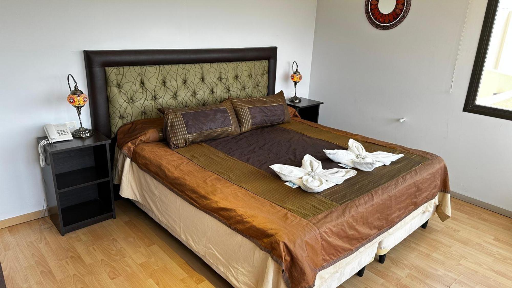 Complejo Riro Namaste Hotell San Antonio de Arredondo Eksteriør bilde